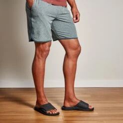 OluKai Nalu Slide - Black 15 OluKai Nalu Slide - Black -Urban Sneaker Hub 10332 4040 102 M NALUSLIDE BlackBlack