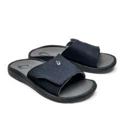 OluKai Nalu Slide - Trench Blue / Charcoal 14 OluKai Nalu Slide - Trench Blue / Charcoal -Urban Sneaker Hub 10332 DE26 003 M NaluSlide TrbChr