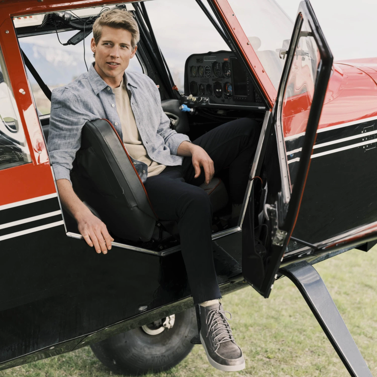 OluKai Mōlina - Cinder 8 OluKai Mōlina - Cinder - Image 6