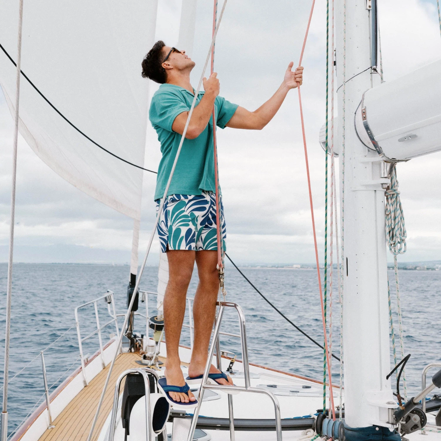 OluKai Leeward - Navy 8 OluKai Leeward - Navy - Image 6