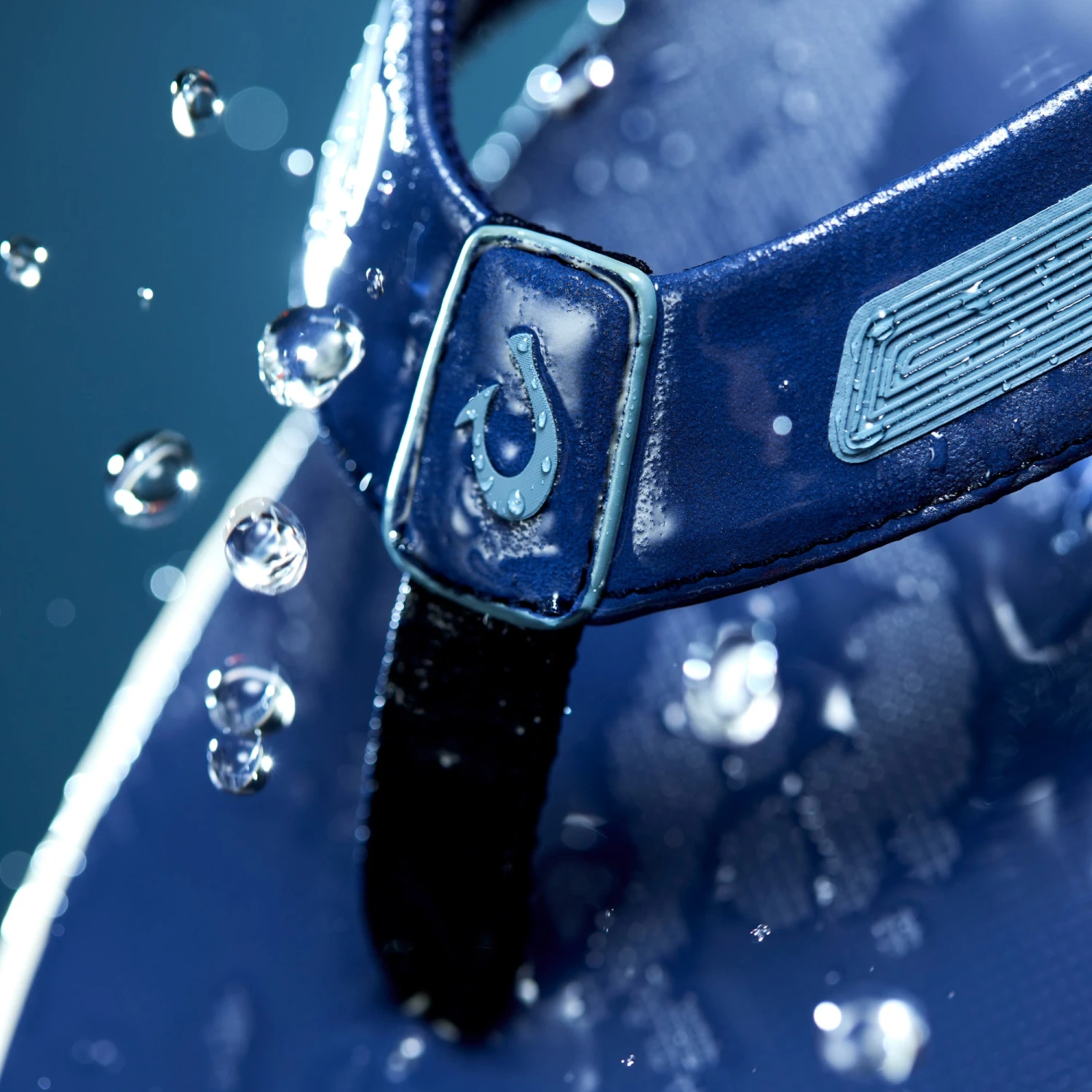 OluKai Leeward - Navy 5 OluKai Leeward - Navy - Image 3