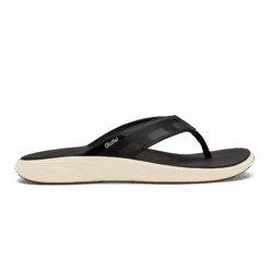 OluKai Mālana-Lava Rock / Lava Rock