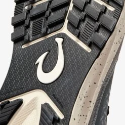 OluKai Makiki-Cloud Grey / Poi 17 OluKai Makiki-Cloud Grey / Poi -Urban Sneaker Hub 10567 2N25 103