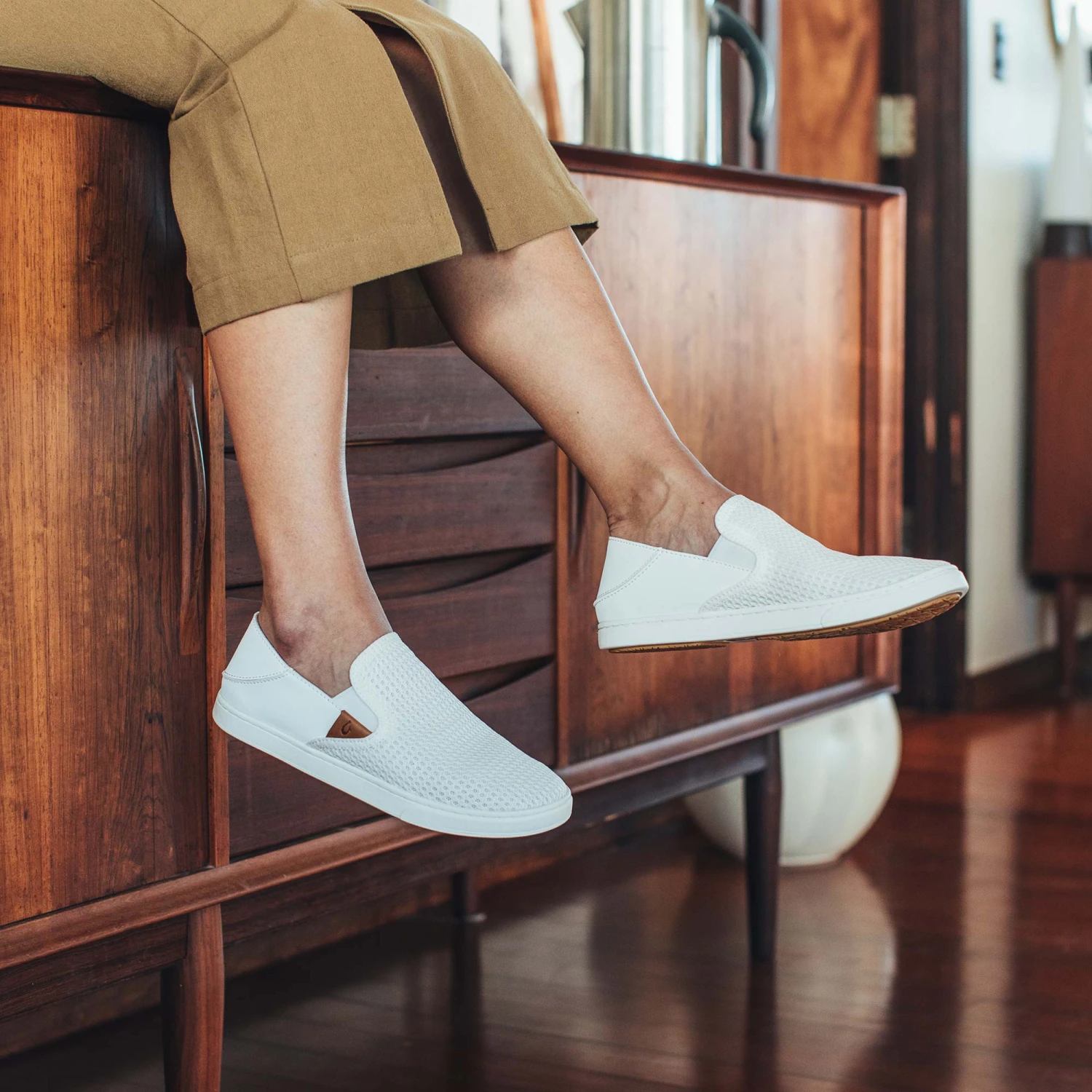 OluKai Pehuea - Bright White 4 OluKai Pehuea - Bright White - Image 2