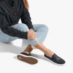 OluKai Pehuea Leather-Onyx / Onyx 18 OluKai Pehuea Leather-Onyx / Onyx -Urban Sneaker Hub 20329 OXOX 102 W PEHUEALEATHER OnyxOnyx