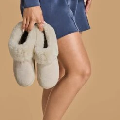 OluKai Ku‘i - Puka 15 OluKai Ku‘i - Puka -Urban Sneaker Hub 20457 6A6A 104 W Kui PukaPuka