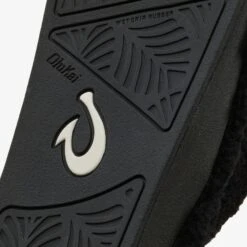 OluKai Kīpe'a Heu - Black 17 OluKai Kīpe'a Heu - Black -Urban Sneaker Hub 20464 40V2 103