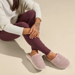 OluKai Pūpū Mua - Pink Sea Salt -Urban Sneaker Hub 20476 4F4F 102 W PUPUMUA PinkSeaSaltPinkSeaSalt