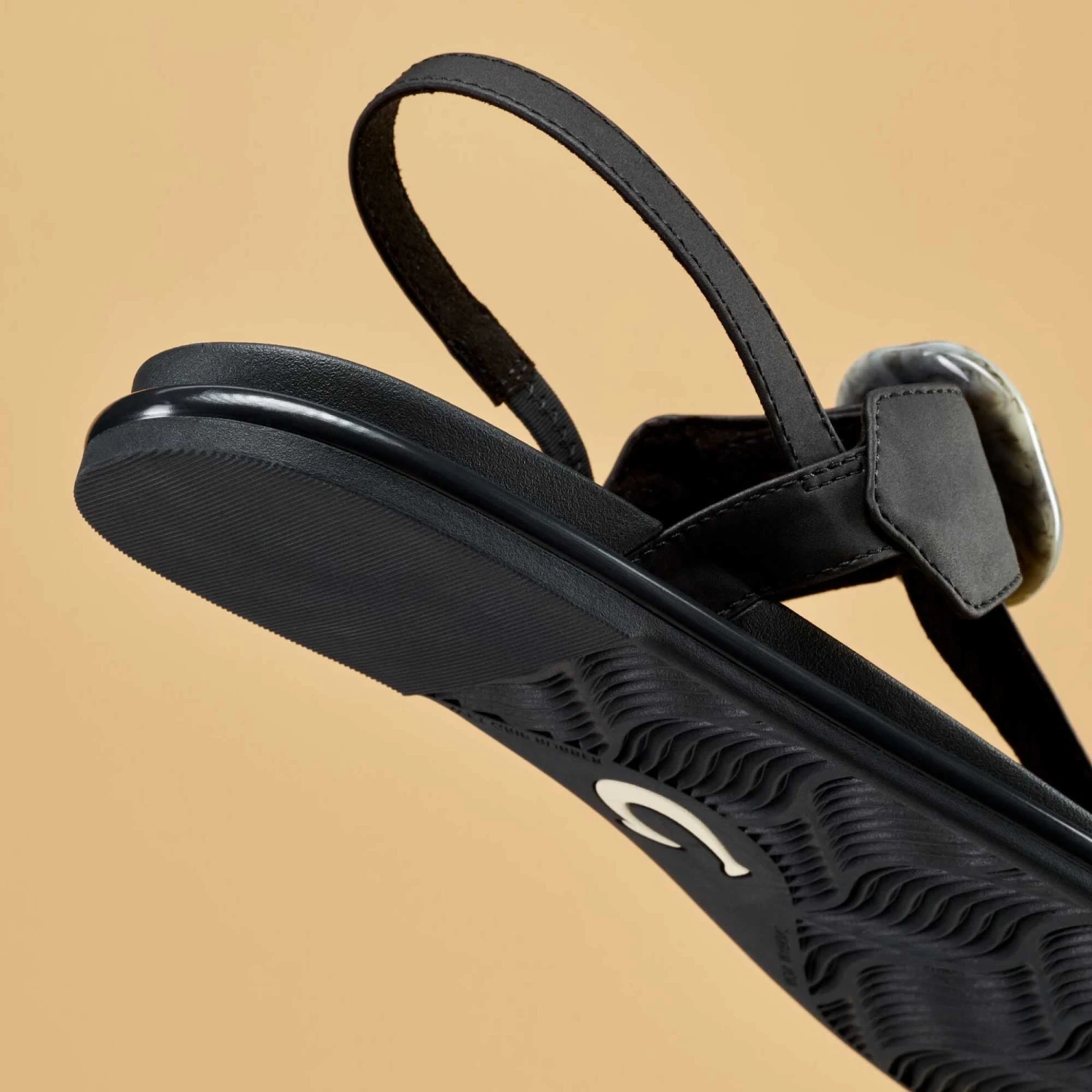 OluKai La‘i T–Bar - Lava Rock / Lava Rock 10 OluKai La‘i T–Bar - Lava Rock / Lava Rock - Image 8