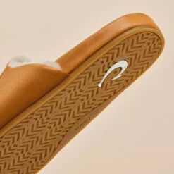 OluKai Kōnea - Saddle 14 OluKai Kōnea - Saddle -Urban Sneaker Hub 20522 8T8T 202