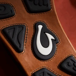 OluKai Hikianalia-Dark Java / Tan 11 OluKai Hikianalia-Dark Java / Tan -Urban Sneaker Hub Hikianalia DkJava Tan Detail 1